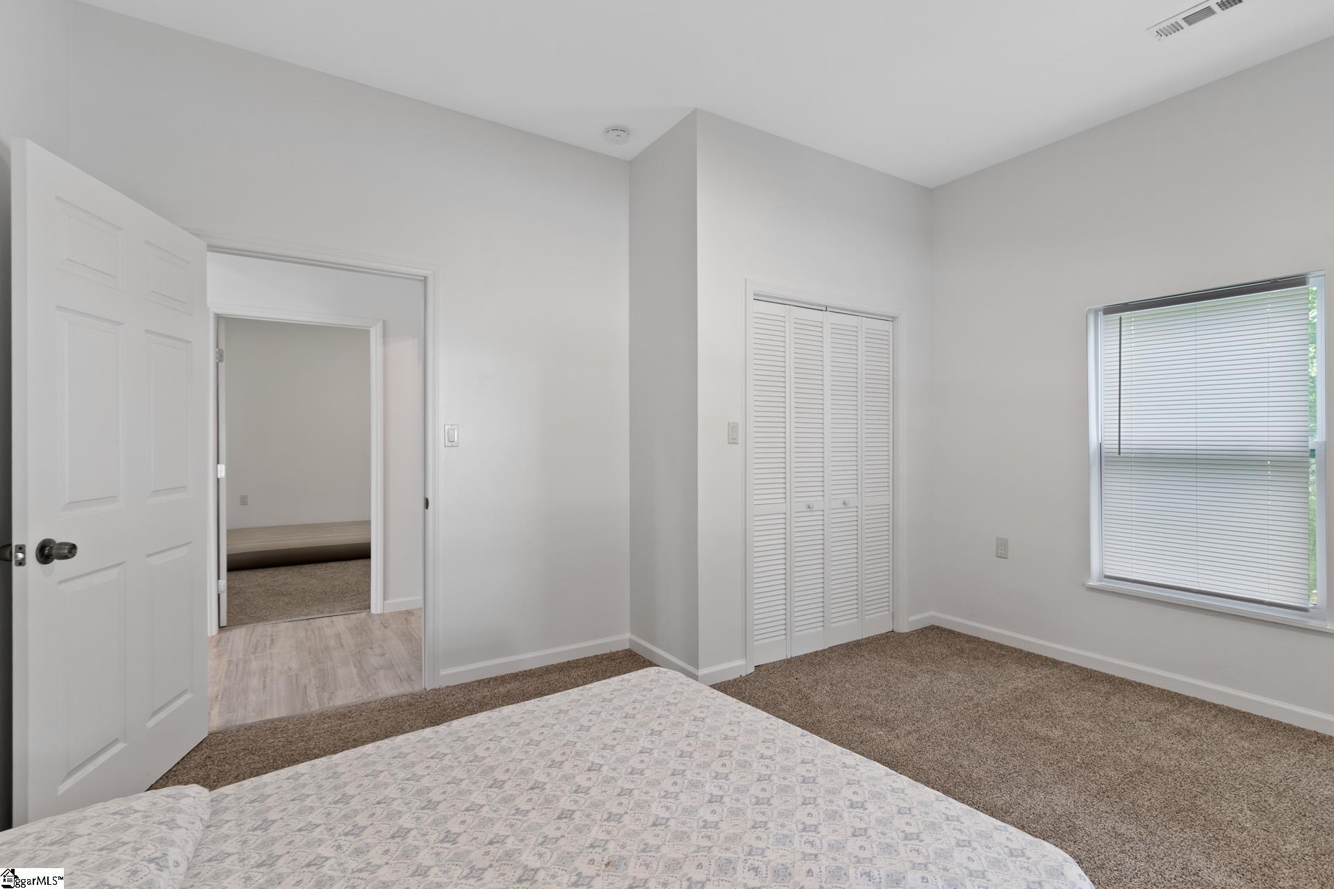 904 West Hampton Street Laurens, SC 29360 - Photo 25 of 35