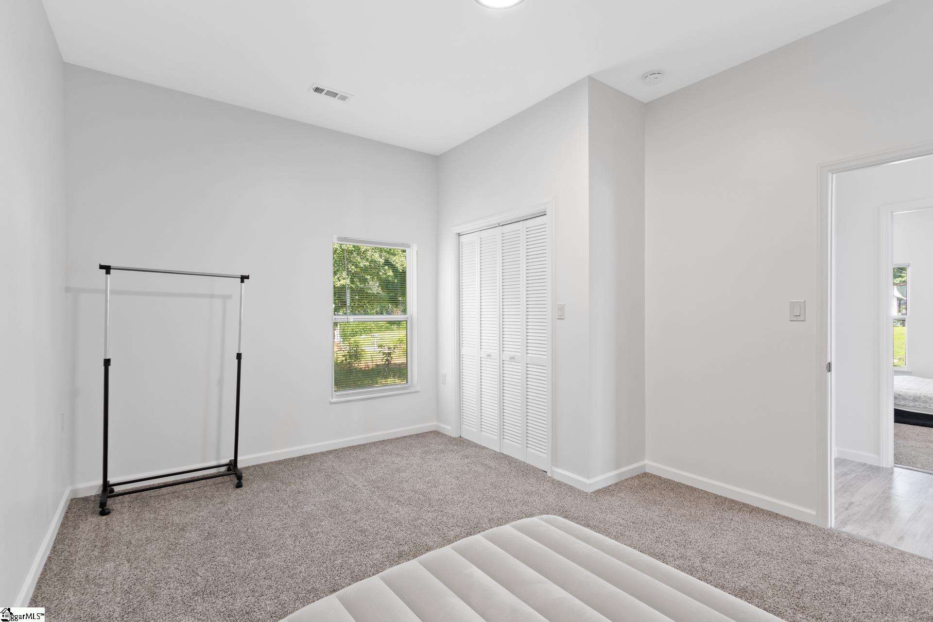 904 West Hampton Street Laurens, SC 29360 - Photo 29 of 35