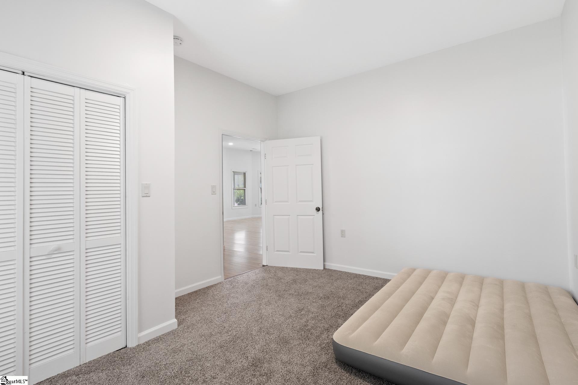 904 West Hampton Street Laurens, SC 29360 - Photo 30 of 35