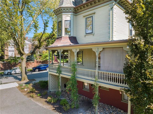 $1,880,000 | 122 Hope Street, Providence, RI 02906