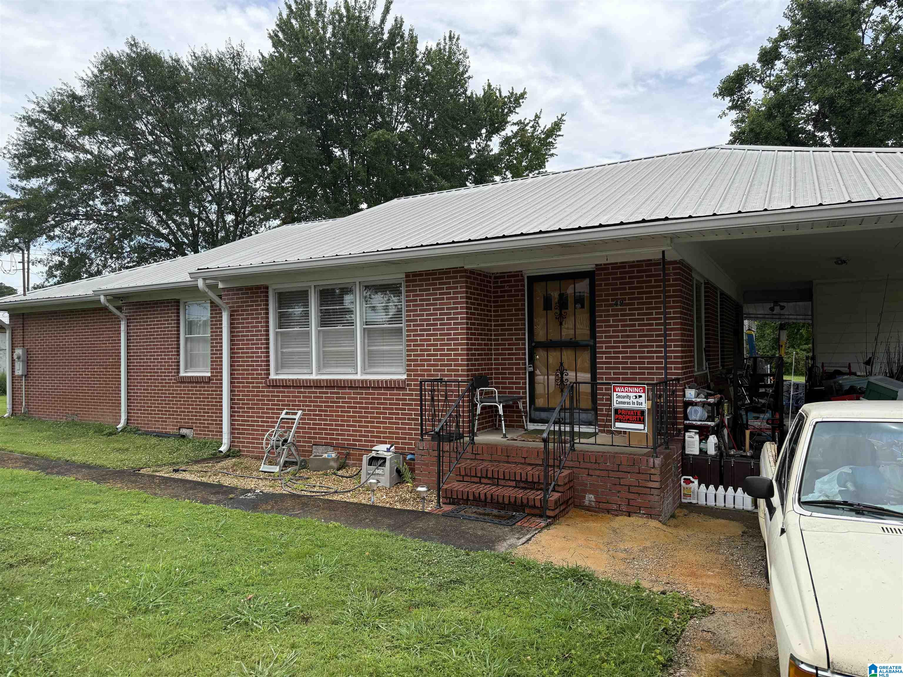 49 Cave Road Anniston, AL 36206 - Photo 2 of 9