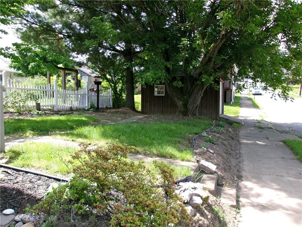 439 Longfellow Street Vandergrift, PA 15690 - Photo 48 of 49
