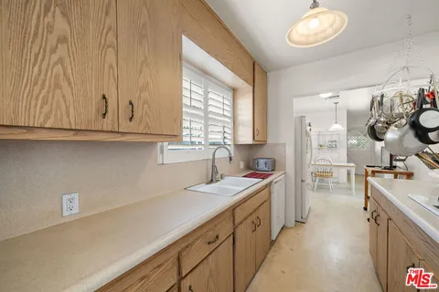 $1,449,995 | 4728 Farmdale Avenue, Valley Village, CA 91602