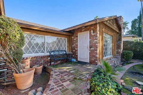 $1,449,995 | 4728 Farmdale Avenue, Valley Village, CA 91602