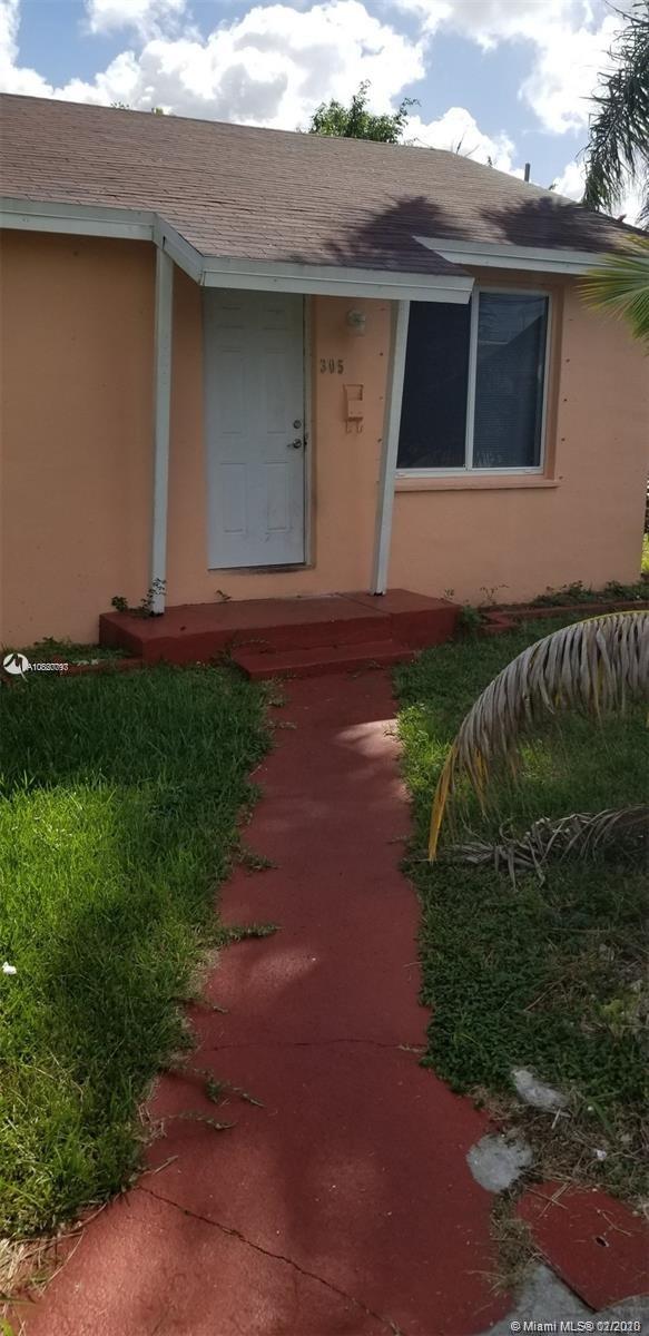 305 Northeast 1st Road Homestead, FL 33030 - Photo 3 of 32
