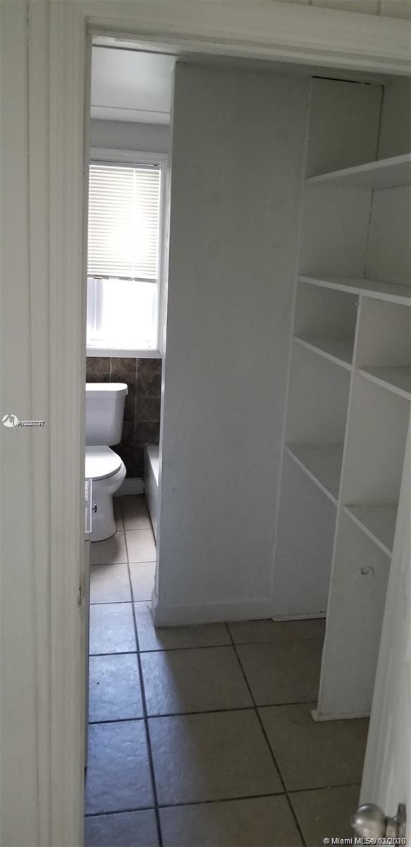 305 Northeast 1st Road Homestead, FL 33030 - Photo 21 of 32