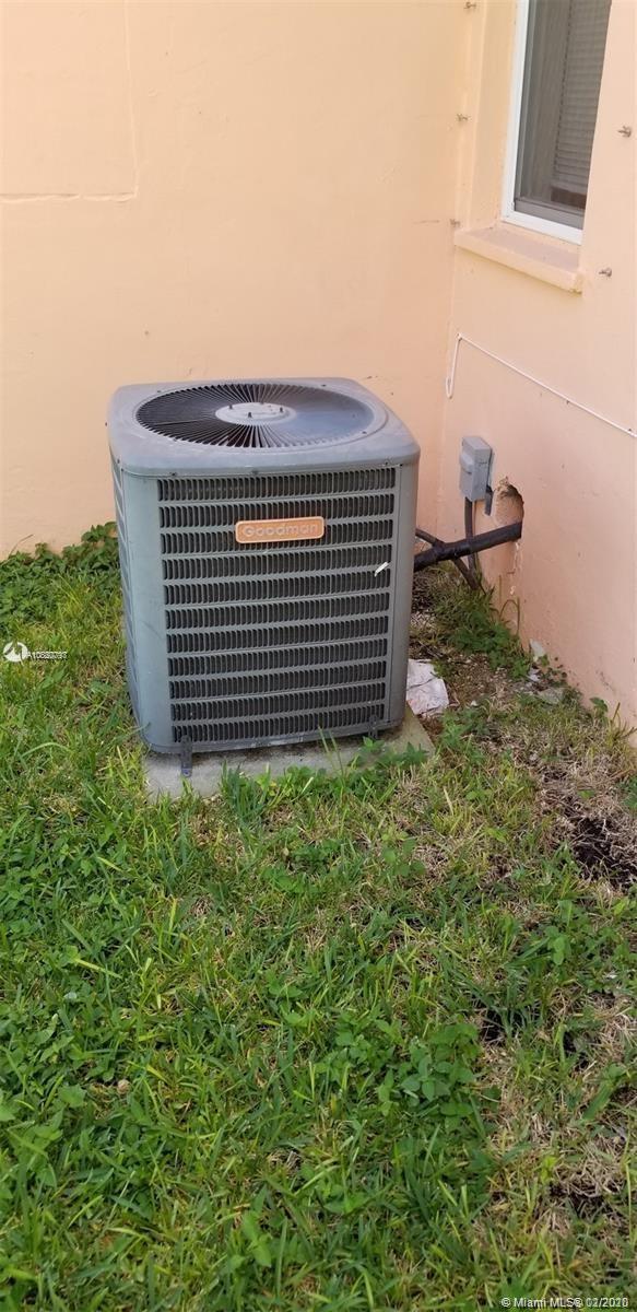 305 Northeast 1st Road Homestead, FL 33030 - Photo 31 of 32