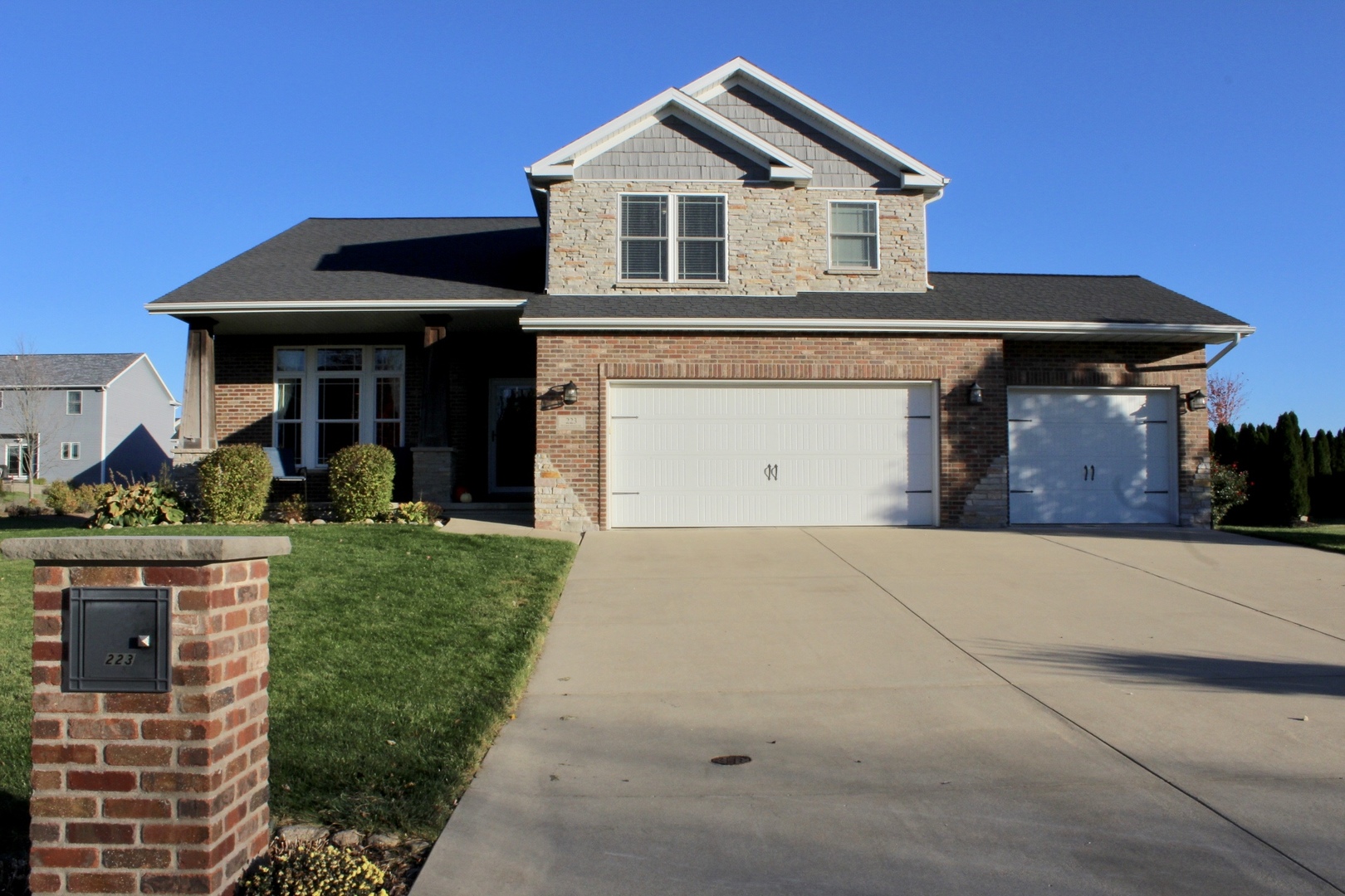 223 Prairie Ridge Drive Lexington, IL 61753 - Photo 1 of 41 Gallery Image 1