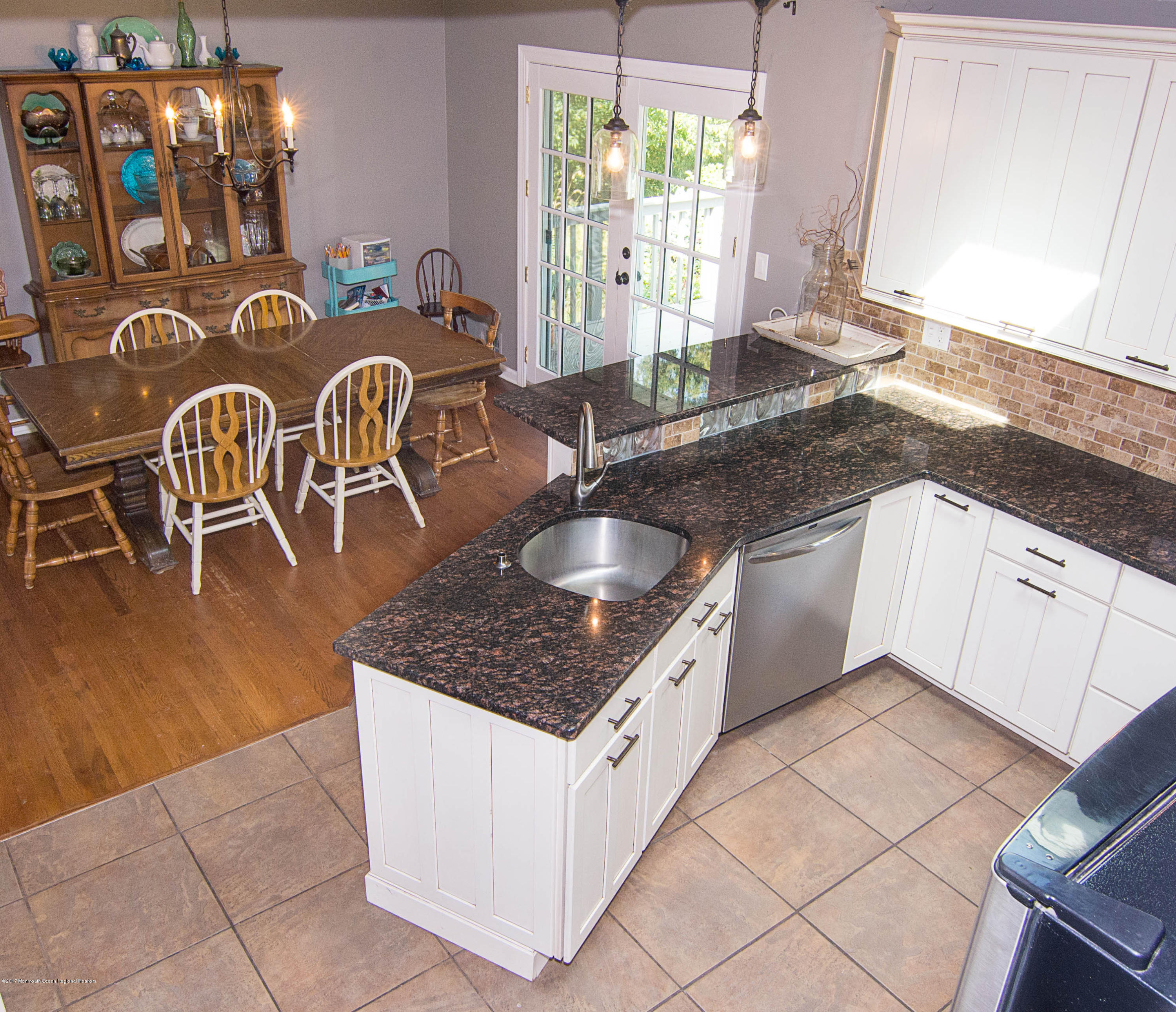 83 Wellington Road Freehold, NJ 07728 - Photo 14 of 34 _RMJ2535.jpg kitchen