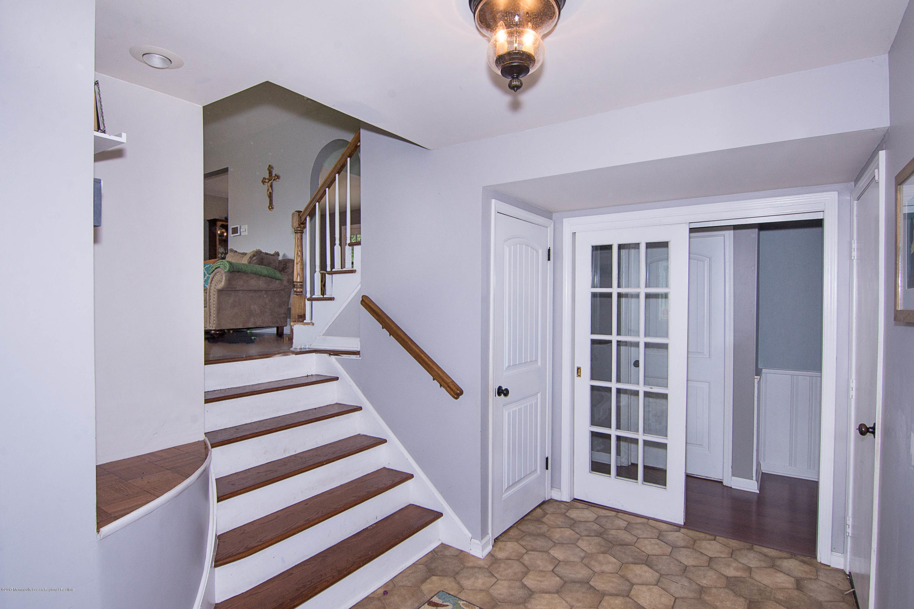 83 Wellington Road Freehold, NJ 07728 - Photo 5 of 34 _RMJ2667.jpg foyer