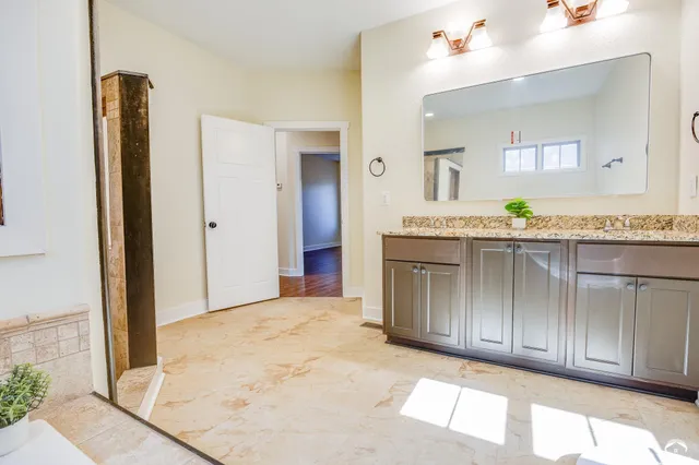 $449,900 | 918 Pennsylvania Street, Lawrence, KS 66044