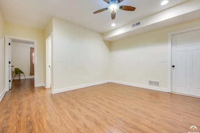 $449,900 | 918 Pennsylvania Street, Lawrence, KS 66044