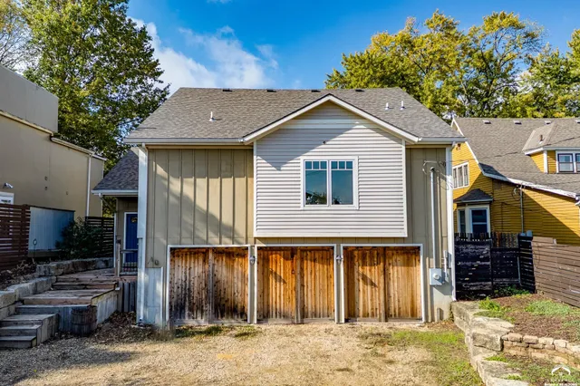 $449,900 | 918 Pennsylvania Street, Lawrence, KS 66044