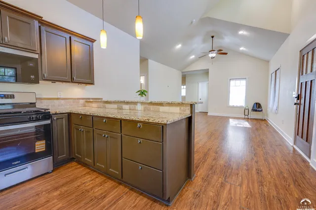 $449,900 | 918 Pennsylvania Street, Lawrence, KS 66044