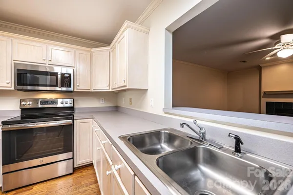 $310,000 | 142 39th Ave Court Northwest, Hickory, NC 28601