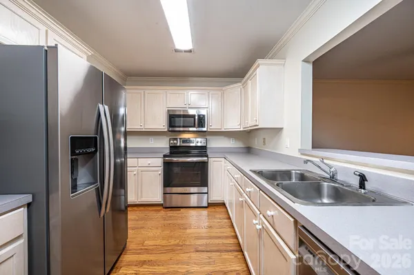 $310,000 | 142 39th Ave Court Northwest, Hickory, NC 28601