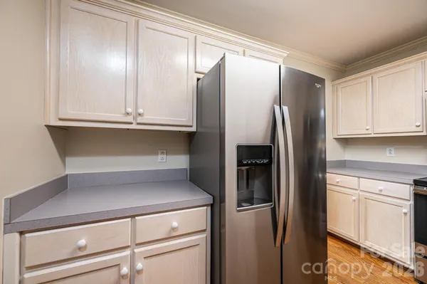 $310,000 | 142 39th Ave Court Northwest, Hickory, NC 28601