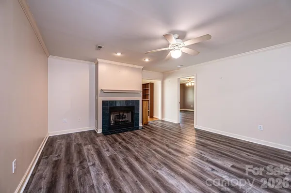 $310,000 | 142 39th Ave Court Northwest, Hickory, NC 28601