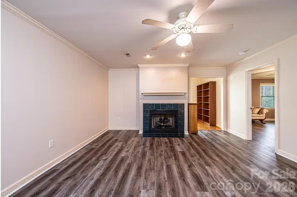 $310,000 | 142 39th Ave Court Northwest, Hickory, NC 28601