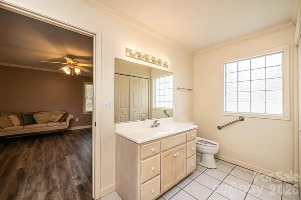 $310,000 | 142 39th Ave Court Northwest, Hickory, NC 28601