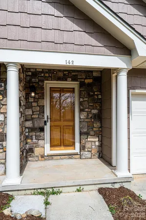 $310,000 | 142 39th Ave Court Northwest, Hickory, NC 28601