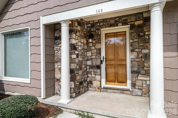 $310,000 | 142 39th Ave Court Northwest, Hickory, NC 28601