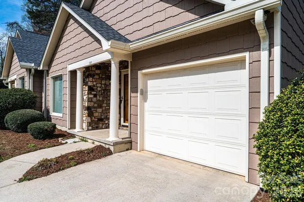 $310,000 | 142 39th Ave Court Northwest, Hickory, NC 28601