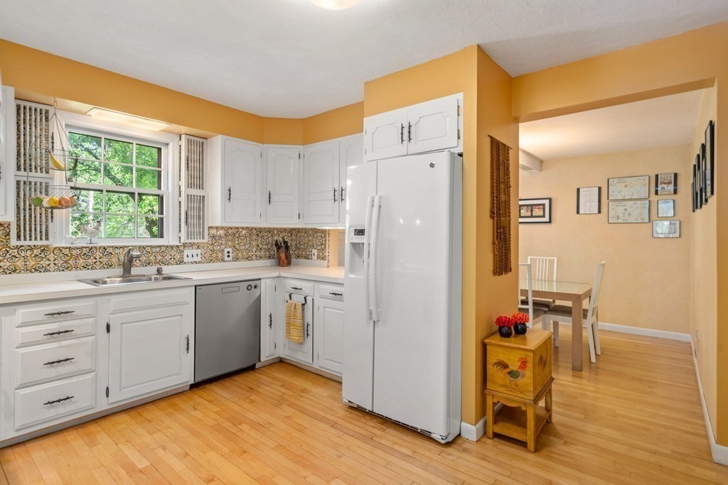 45 Woodmere Road Framingham, MA 01701 - Photo 12 of 42 Gallery Image 12