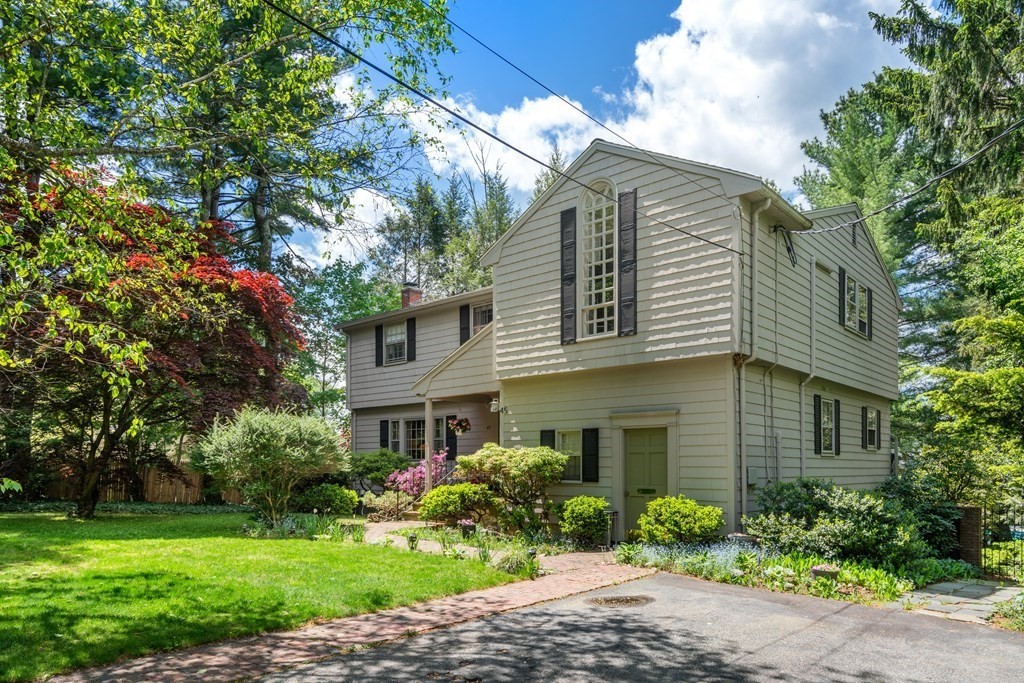 45 Woodmere Road Framingham, MA 01701 - Photo 2 of 42 Gallery Image 2