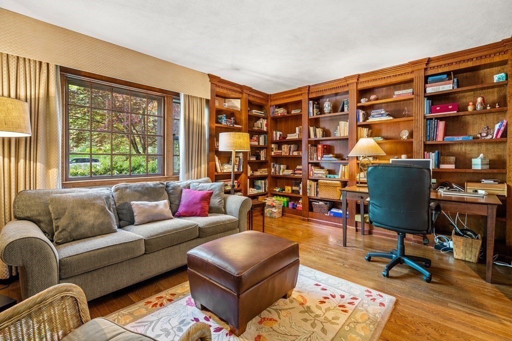 45 Woodmere Road Framingham, MA 01701 - Photo 21 of 42 Gallery Image 21