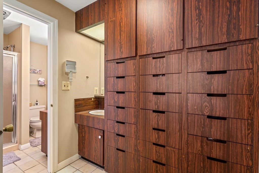 45 Woodmere Road Framingham, MA 01701 - Photo 26 of 42 Gallery Image 26
