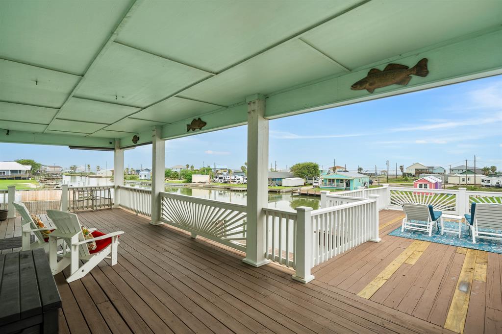515 Copano Cove Road Rockport, TX 78382 - Photo 25 of 39 a view of a balcony with wooden floor