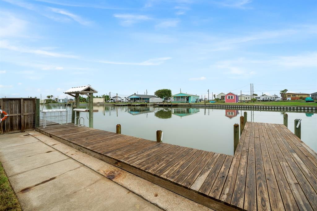 515 Copano Cove Road Rockport, TX 78382 - Photo 36 of 39