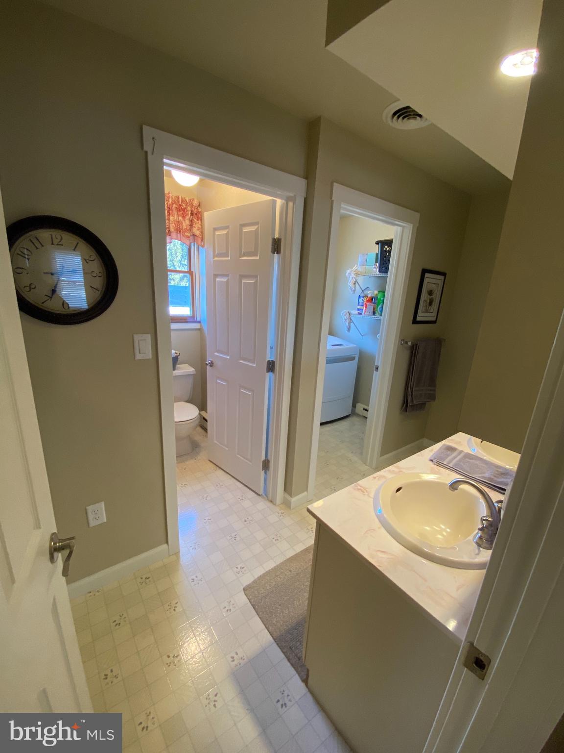 424 Pine Grove Road Nottingham, PA 19362 - Photo 33 of 60 Main Bathroom with separate laundry room