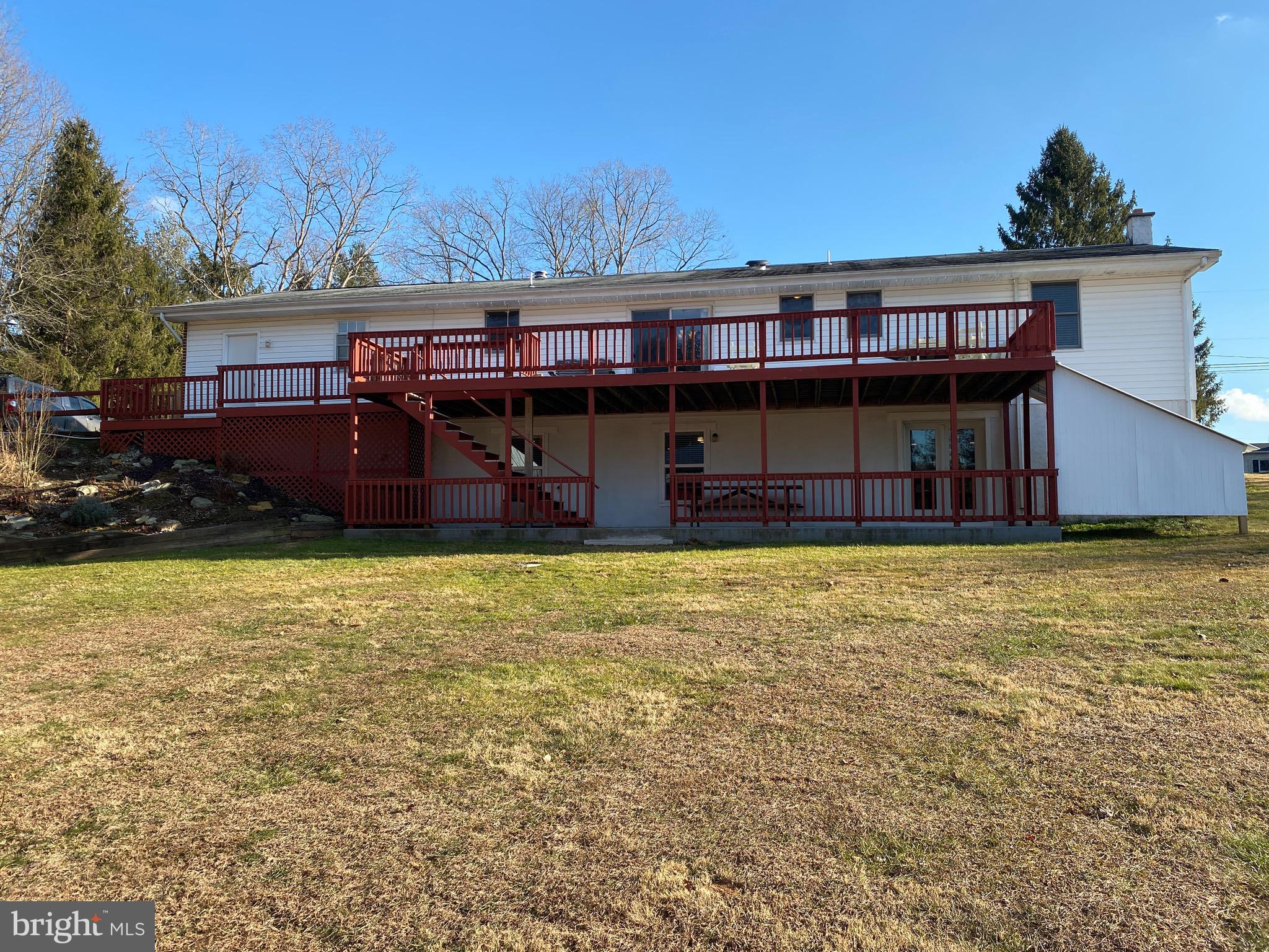 424 Pine Grove Road Nottingham, PA 19362 - Photo 5 of 60 Back of Home with walk out lower level