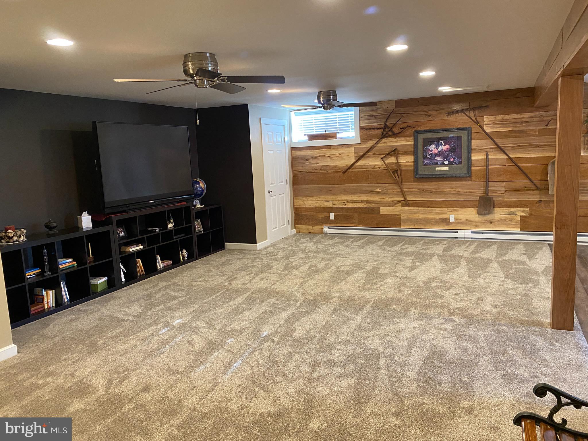 424 Pine Grove Road Nottingham, PA 19362 - Photo 42 of 60 Imagine the Super Bowl party!
