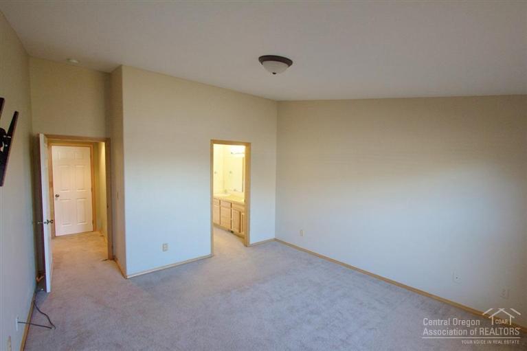 20573 Dylan Loop Bend, OR 97702 - Photo 11 of 18 Additional Photo