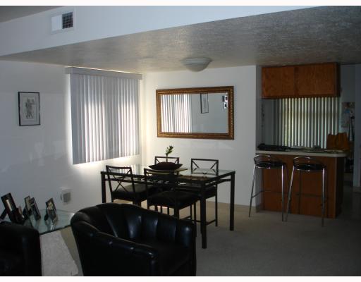 3260 Niagara Square Pittsburgh, PA 15213 - Photo 3 of 5 Dining Room.