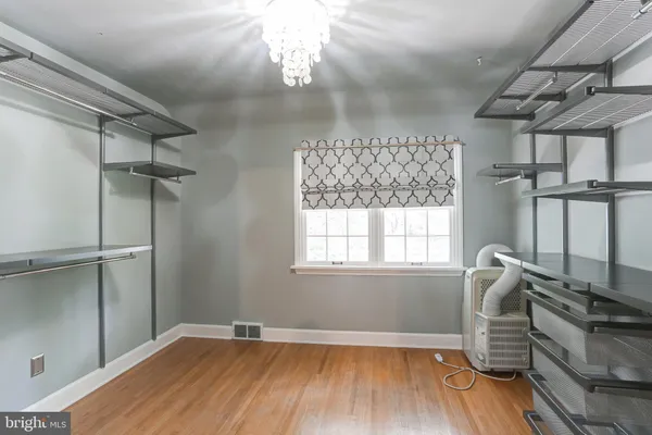 $2,995 | 384 North 26th Street, Camp Hill, PA 17011