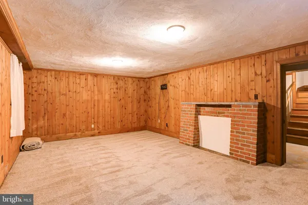 $2,995 | 384 North 26th Street, Camp Hill, PA 17011