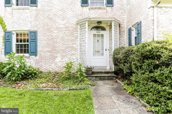 $2,995 | 384 North 26th Street, Camp Hill, PA 17011