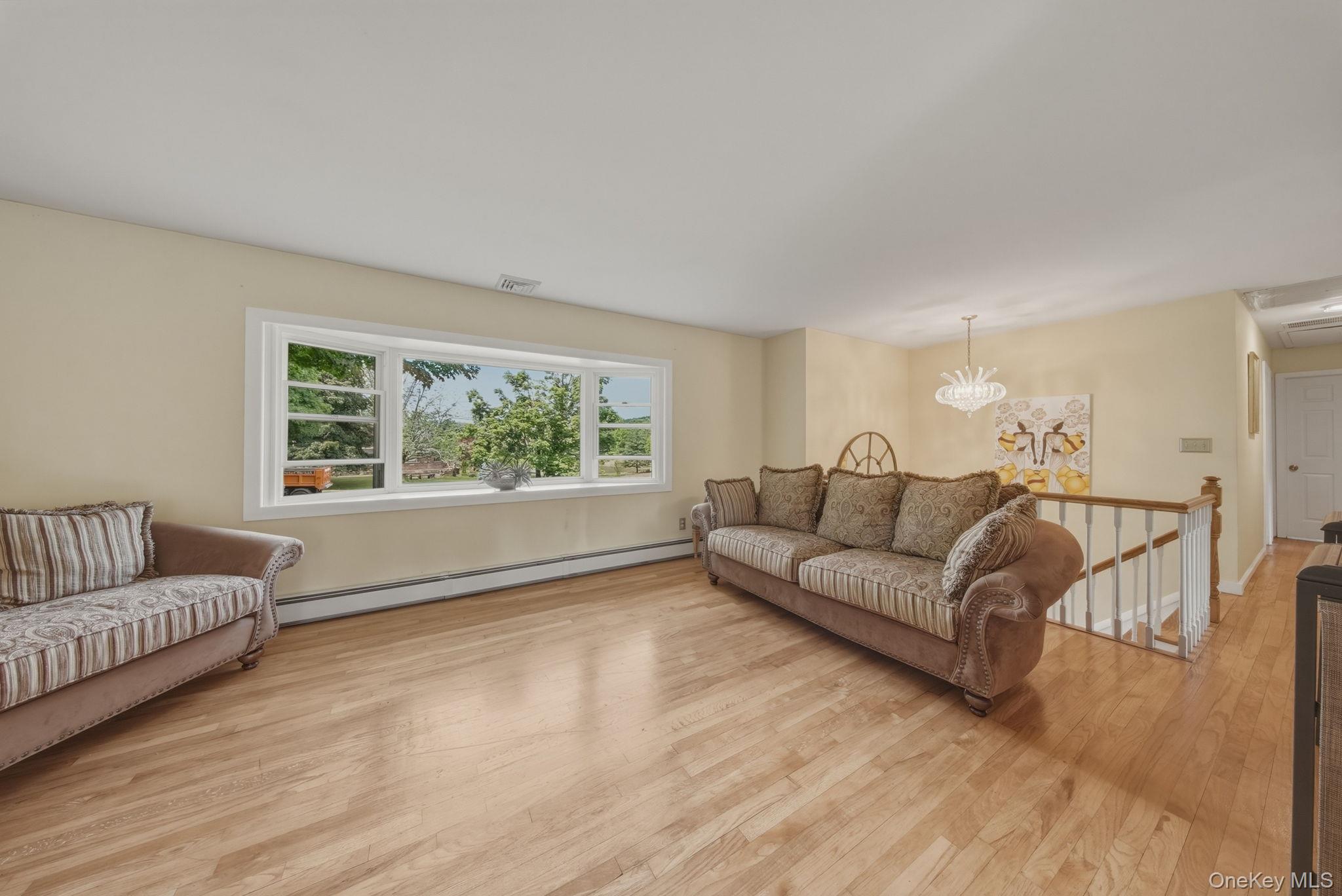 4 Hunt Drive Florida, NY 10921 - Photo 10 of 37