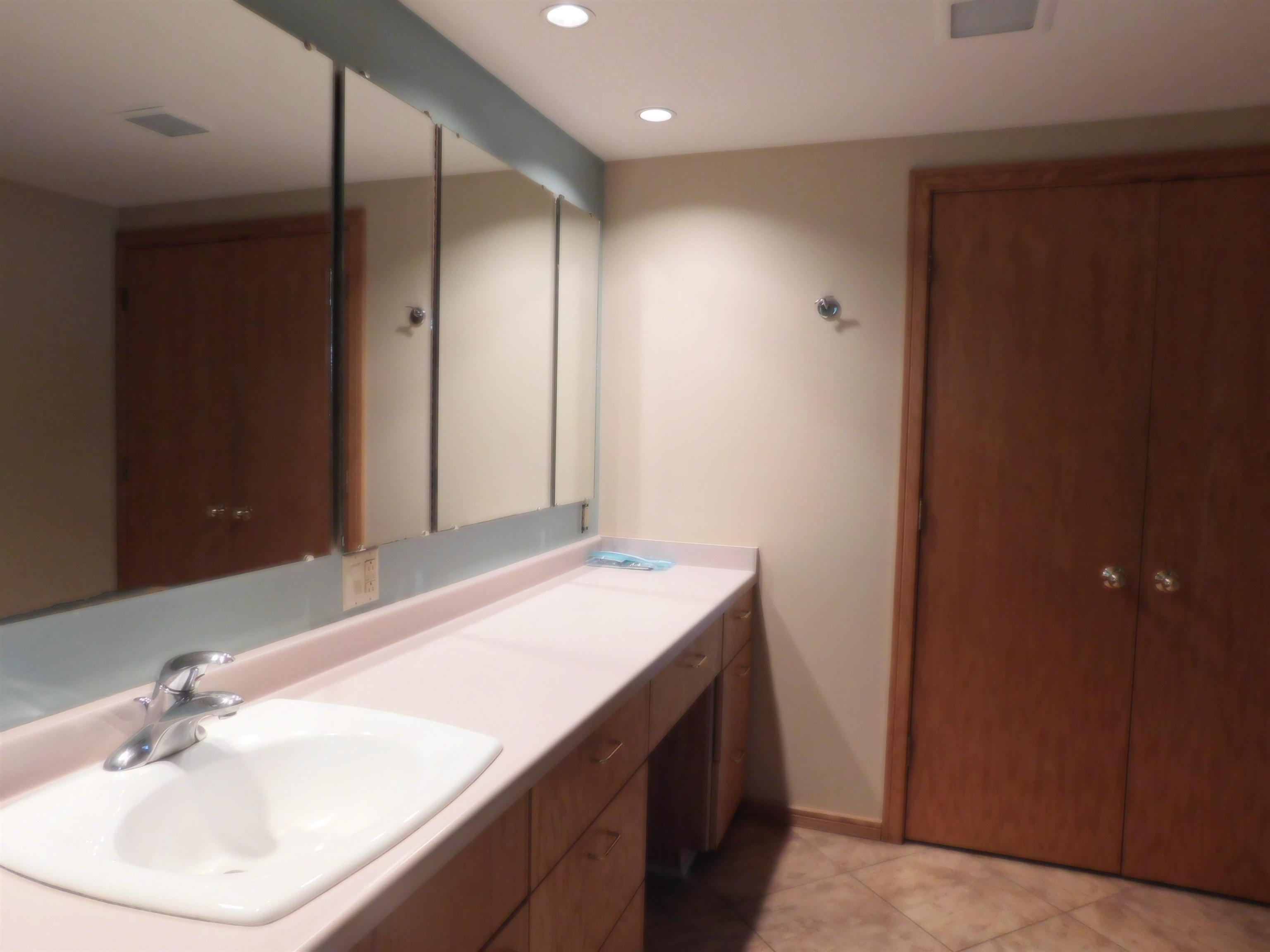 555 North Washington Street Spring Green, WI 53588 - Photo 22 of 52