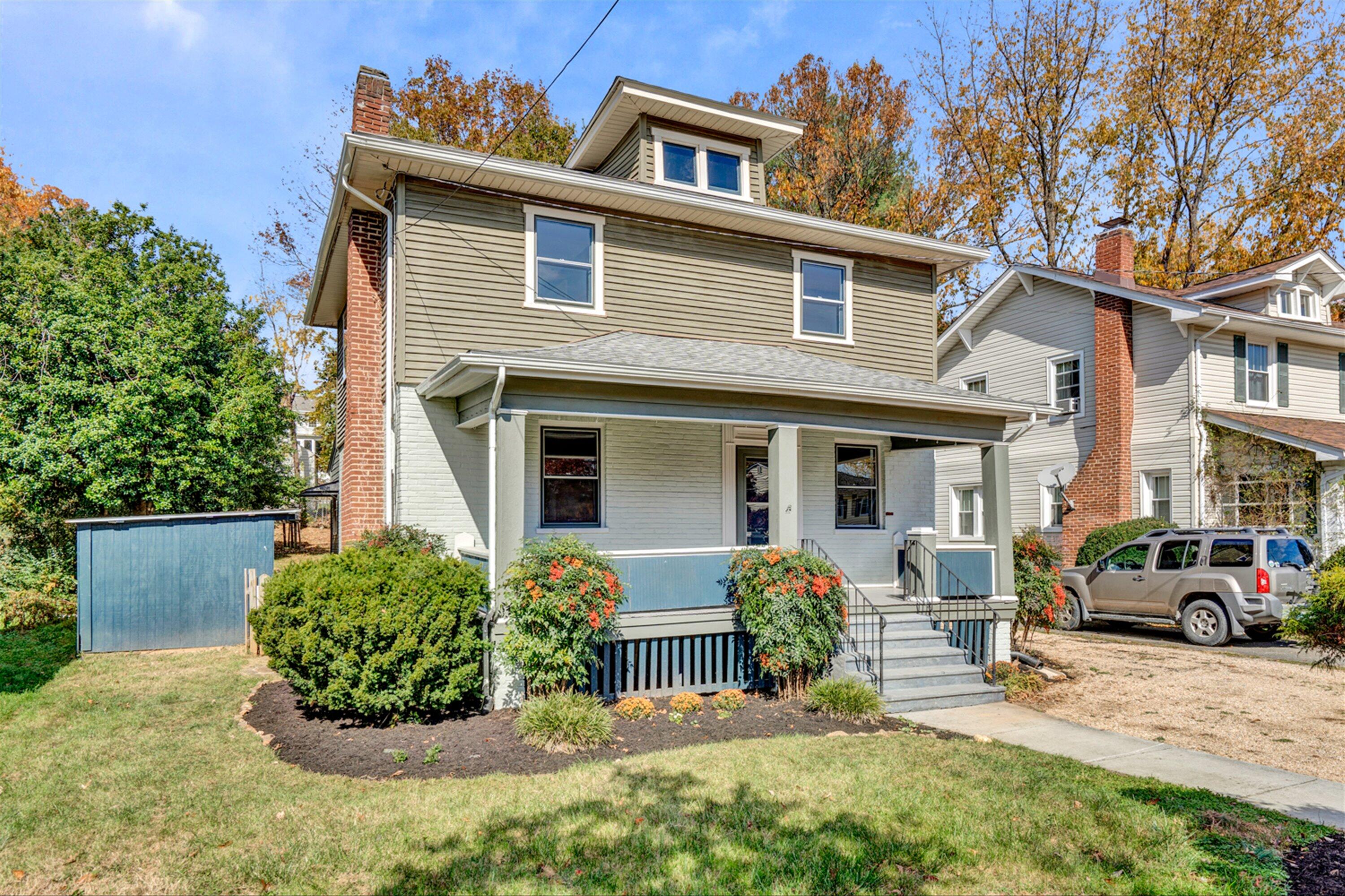 2449 Montvale Road Southwest Roanoke, VA 24015 - Photo 1 of 46 02-DSC6744