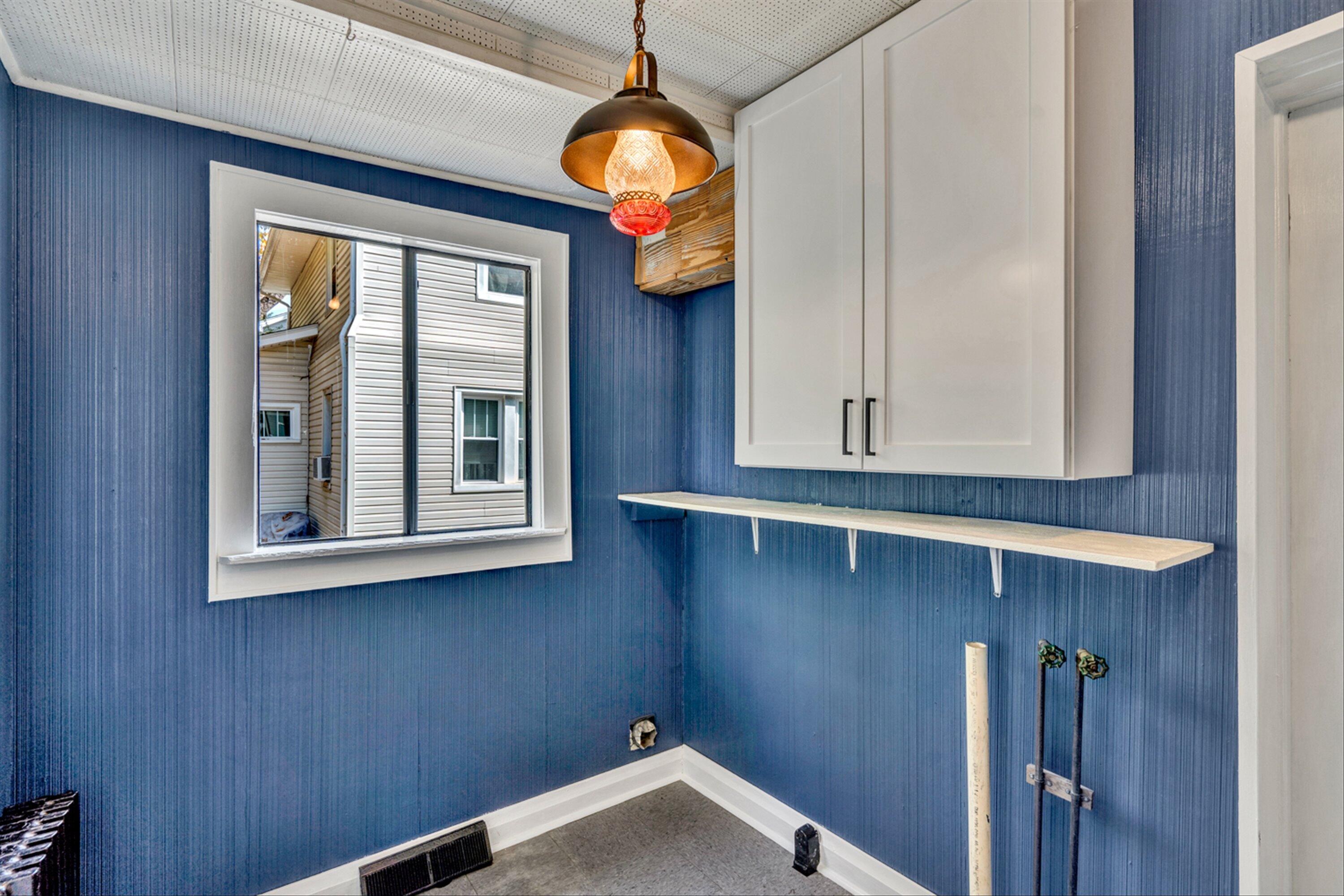 2449 Montvale Road Southwest Roanoke, VA 24015 - Photo 23 of 46 19-DSC6810