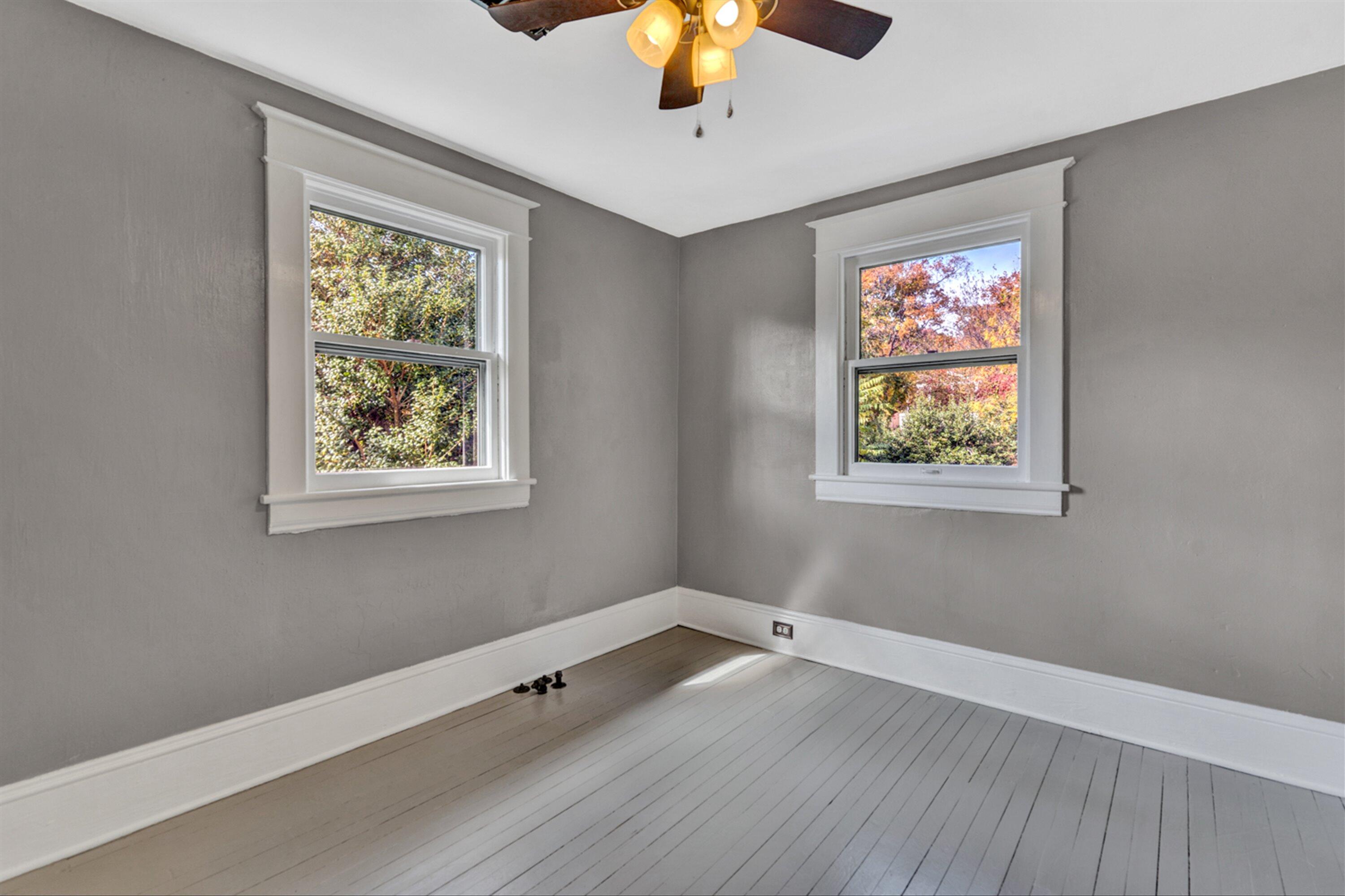 2449 Montvale Road Southwest Roanoke, VA 24015 - Photo 32 of 46 27-DSC6834
