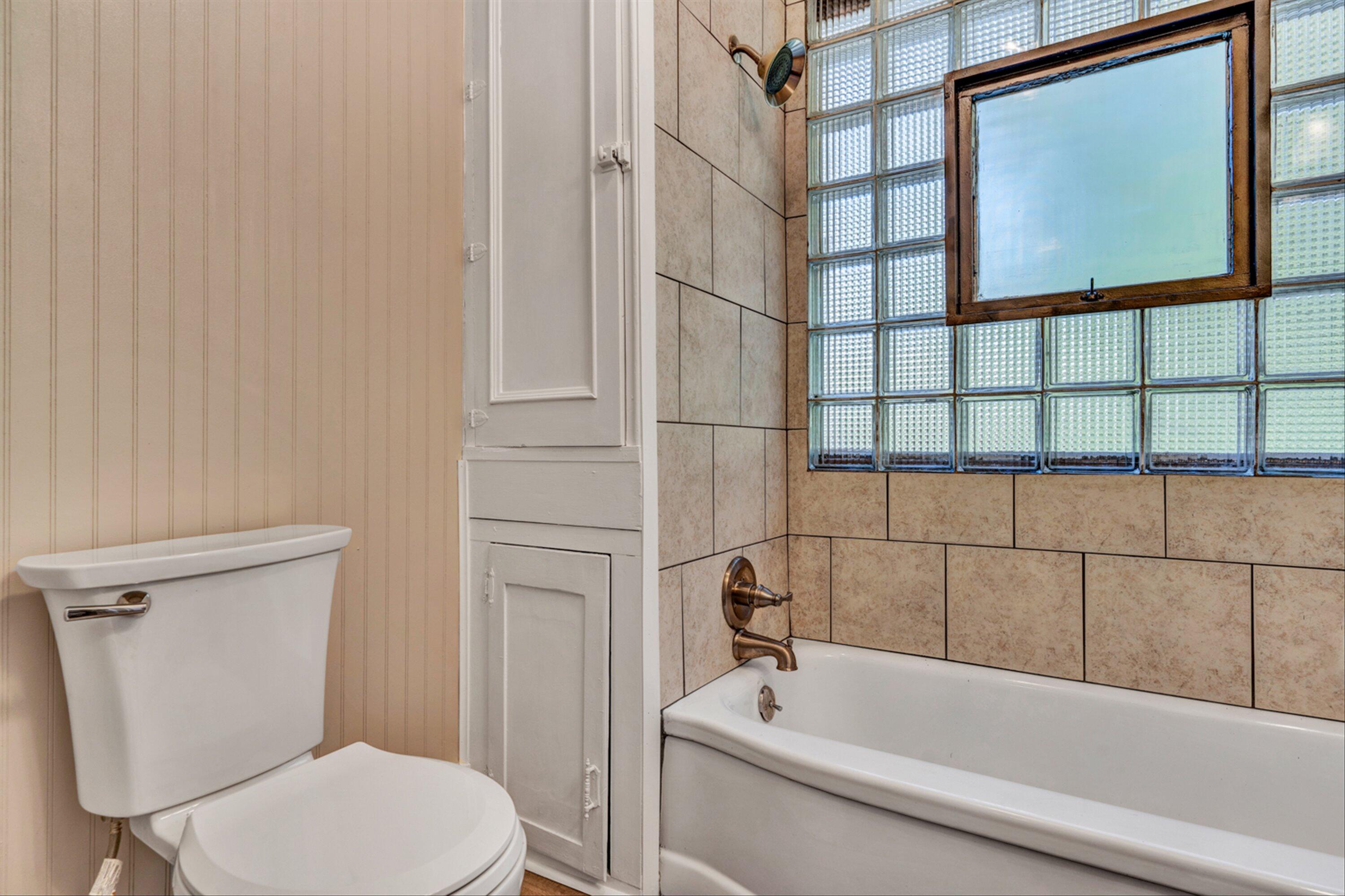 2449 Montvale Road Southwest Roanoke, VA 24015 - Photo 35 of 46 30-DSC6843