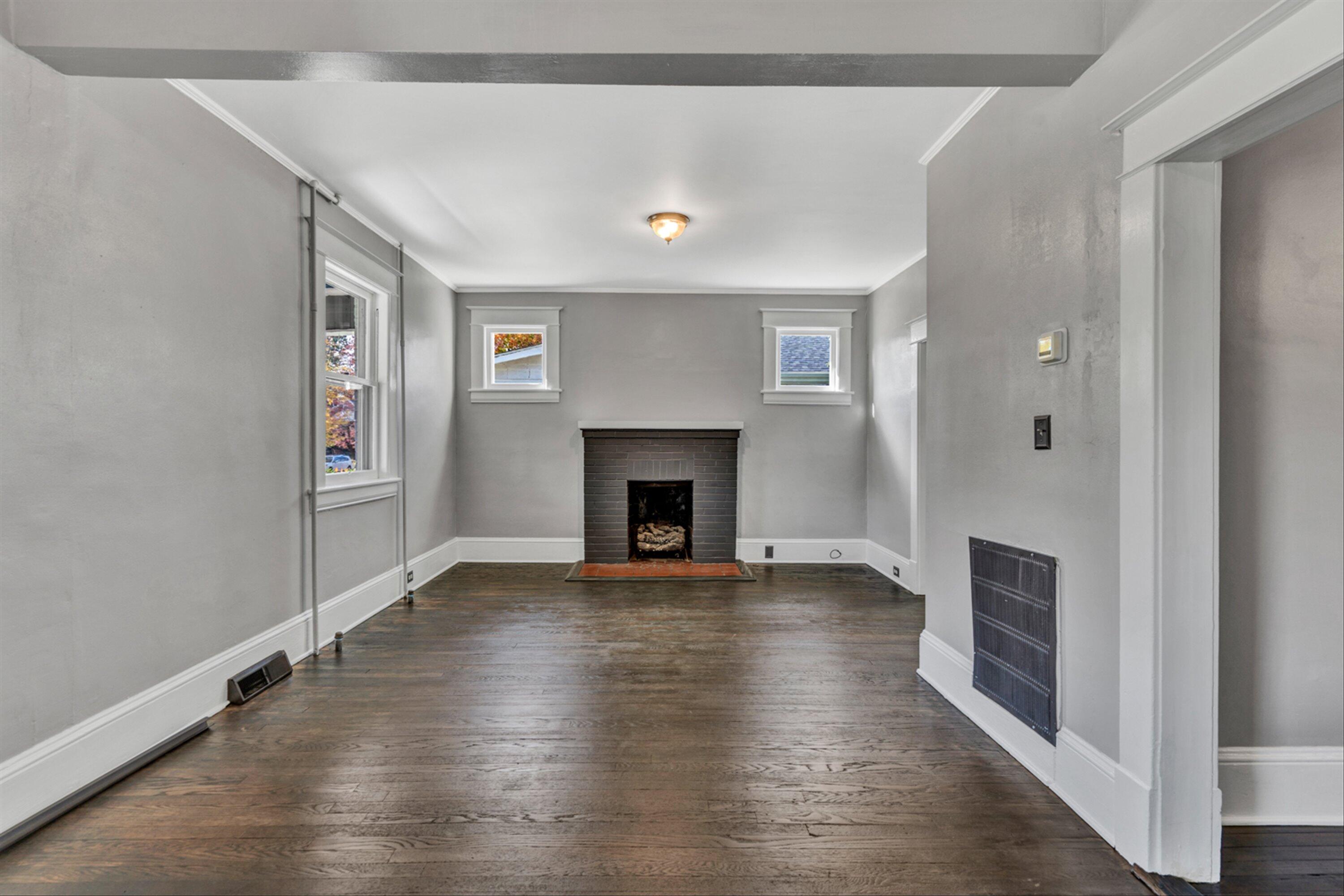 2449 Montvale Road Southwest Roanoke, VA 24015 - Photo 8 of 46 04-DSC6753