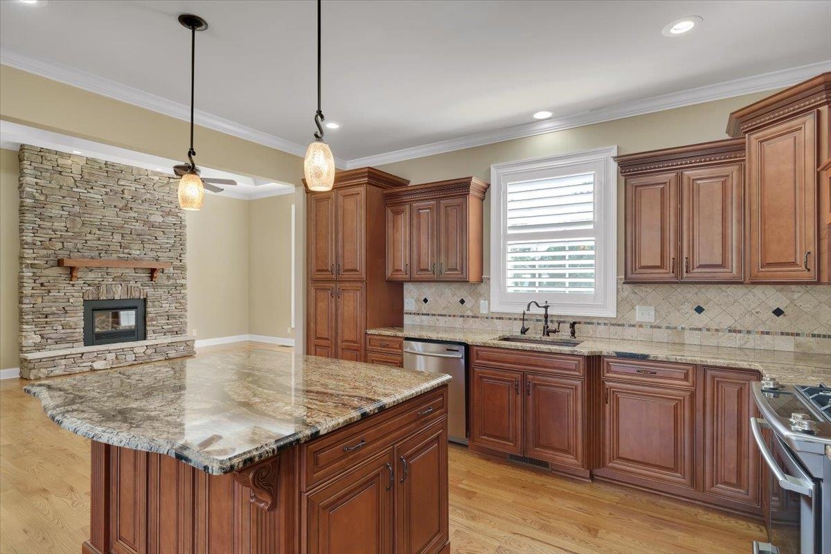 106 Paisley Promenade Boiling Springs, SC 29316 - Photo 14 of 36 Gallery Image 14