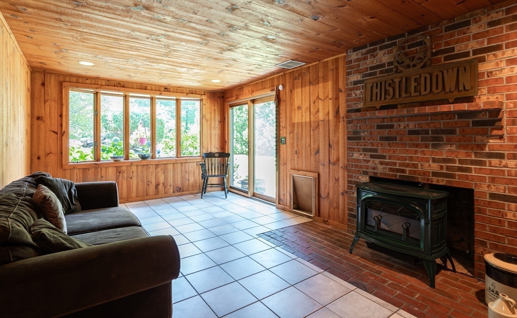 47 Mohawk Drive Acton, MA 01720 - Photo 20 of 38